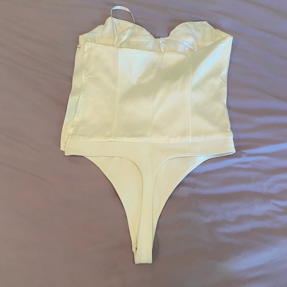 h:ours Tabitha bodysuit NWT - Picture 5 of 7